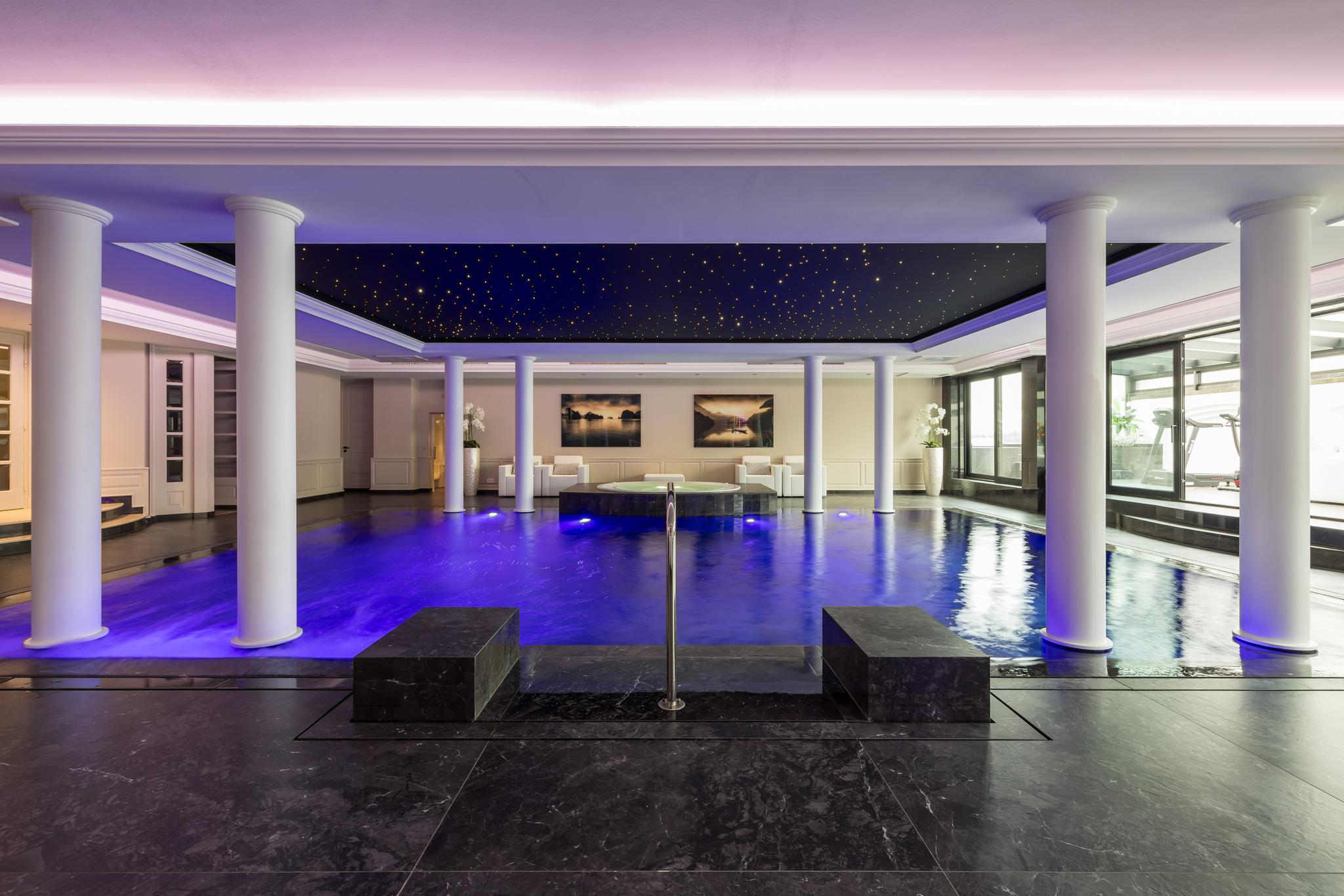 De villa van Joop Leliveld in Vinkeveen