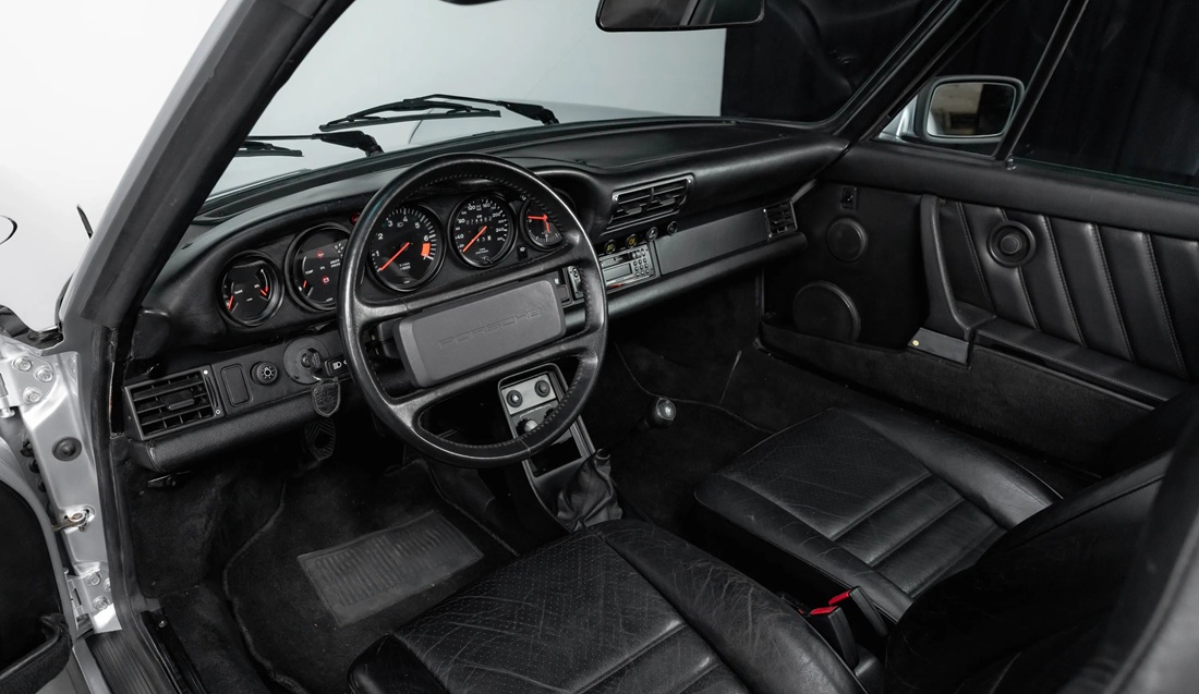 De Porsche 911 van Ayrton Senna