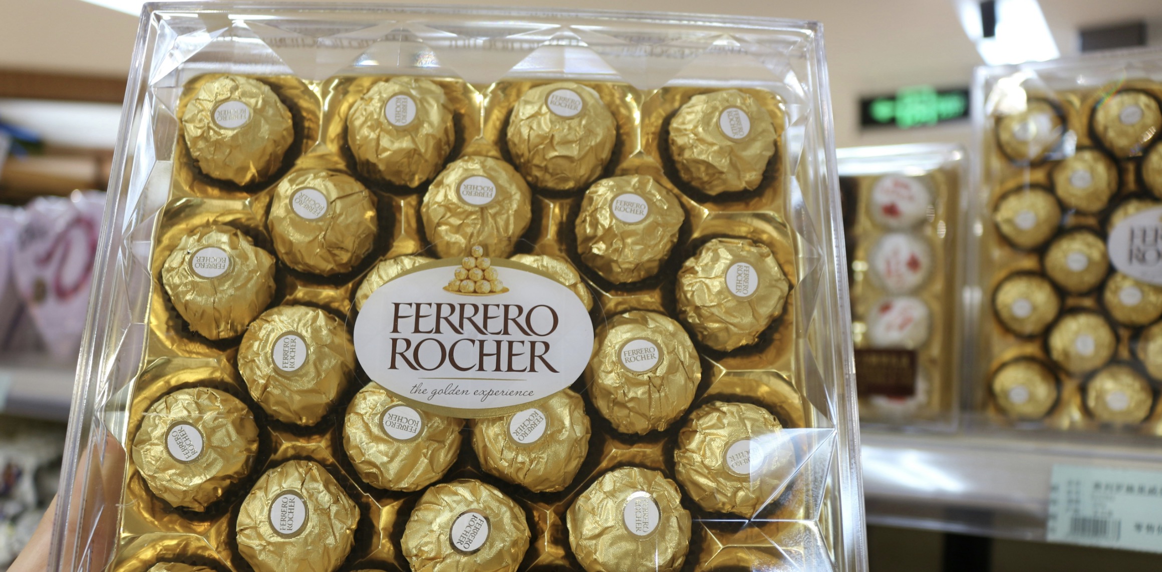 De Ferrero Rocher-chocolaatjes, één van de meest beroemde producten van de familie Ferrero