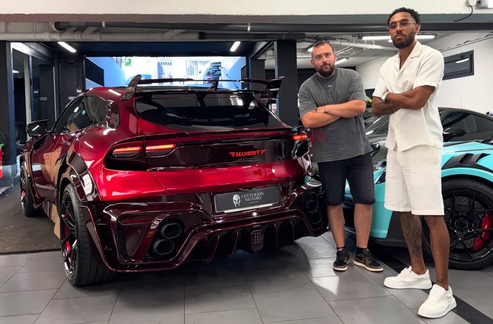 De nieuwe Ferrari Purosangue Mansory Pugnator van Pierre-Emerick Aubameyang